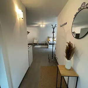  Apartment Gemuetliche In Ruhigem Wohngebiet