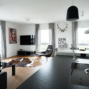  Apartment Prime Park Penthouse
